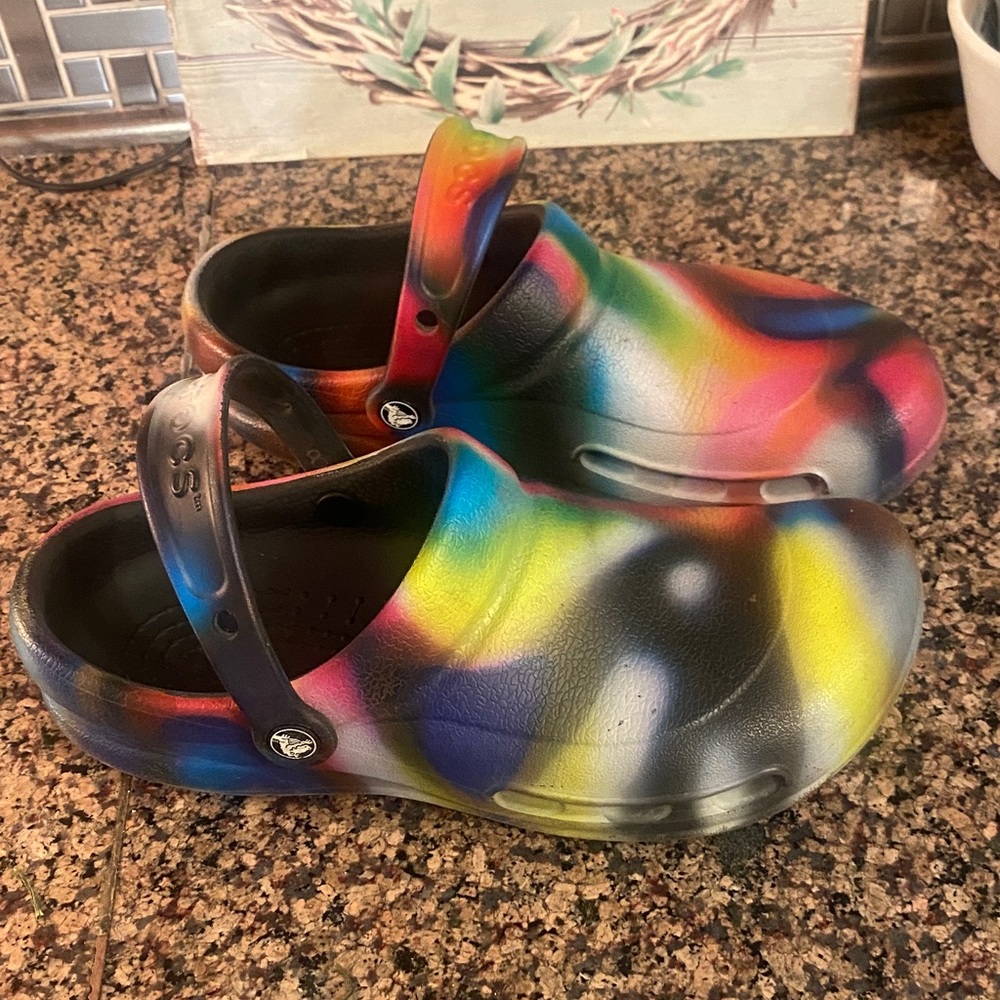 CROCS Multicolor CROCS
Size M 8 W 10